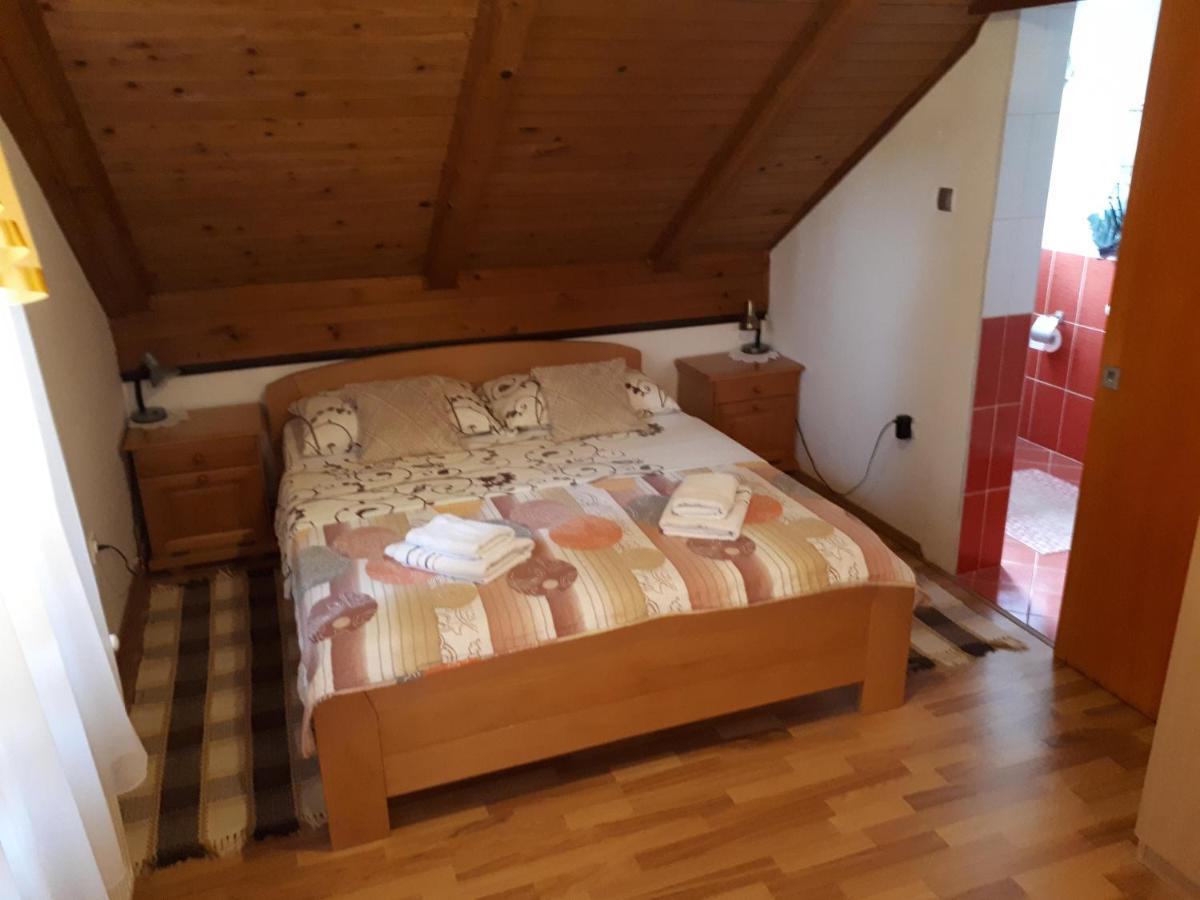 Guest House Family Varda Plitvice Lakes Plitvicka Jezera Ngoại thất bức ảnh