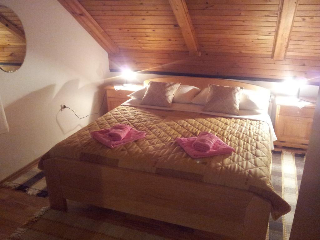 Guest House Family Varda Plitvice Lakes Plitvicka Jezera Ngoại thất bức ảnh