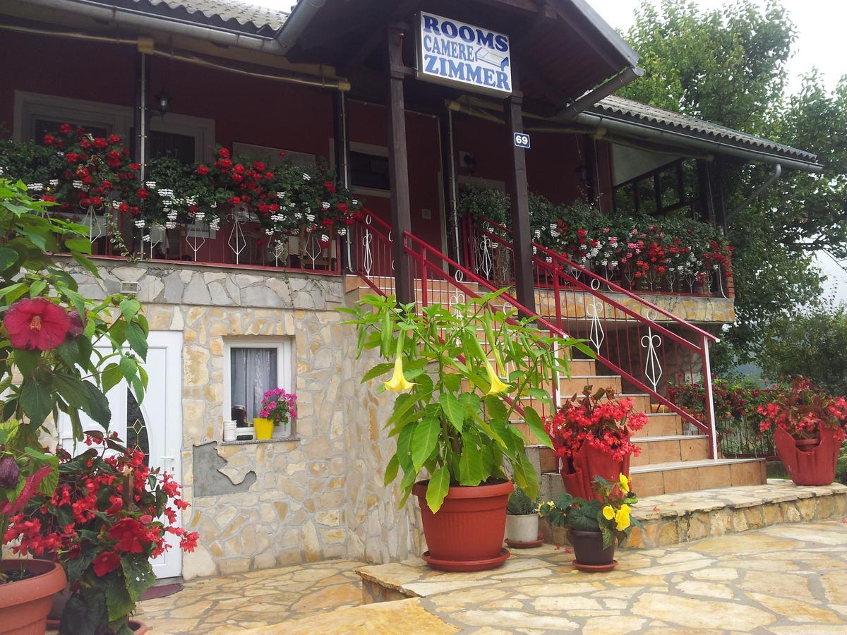 Guest House Family Varda Plitvice Lakes Plitvicka Jezera Ngoại thất bức ảnh